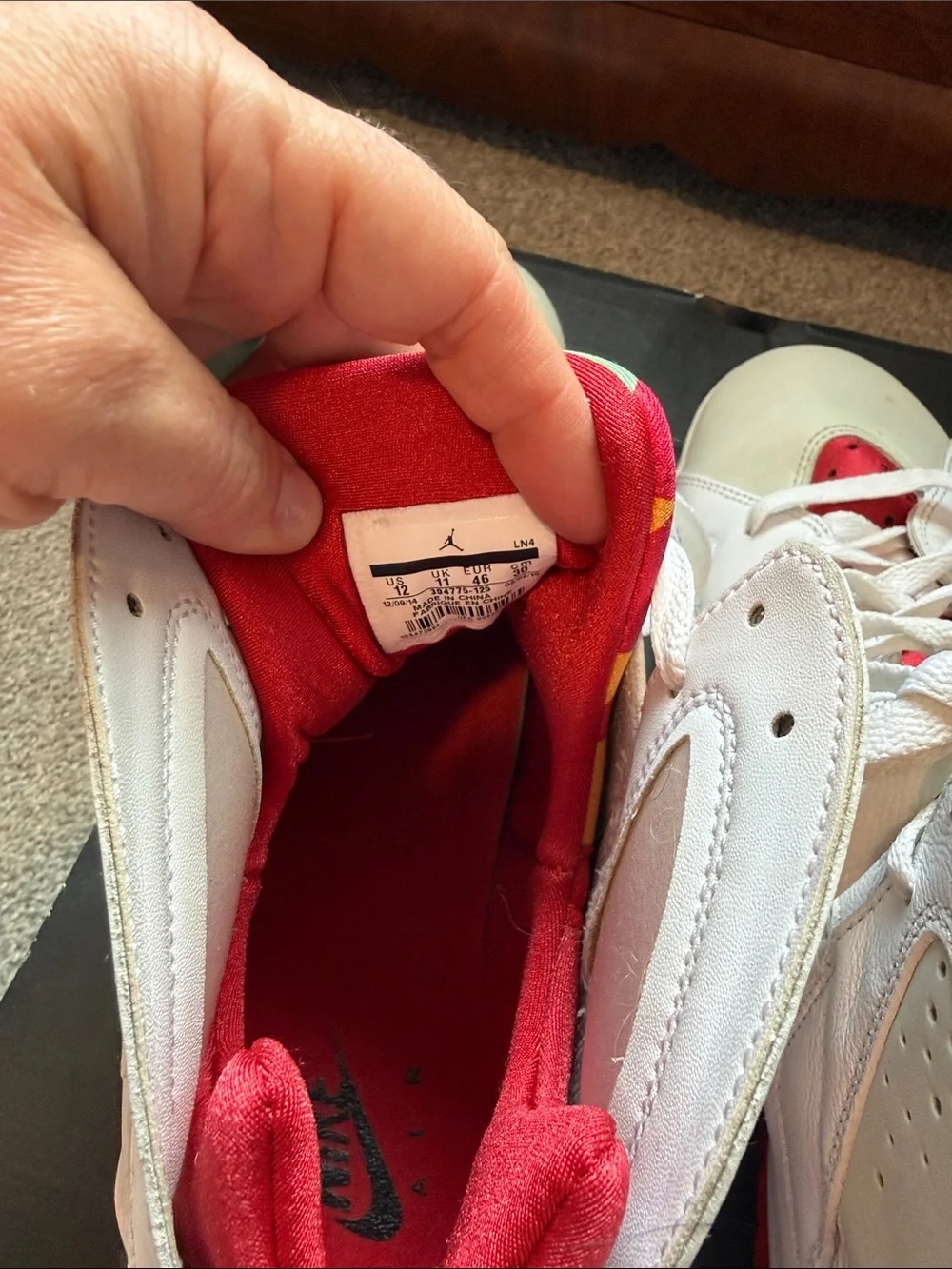 Jordan 7 Retro Hare Sneakers